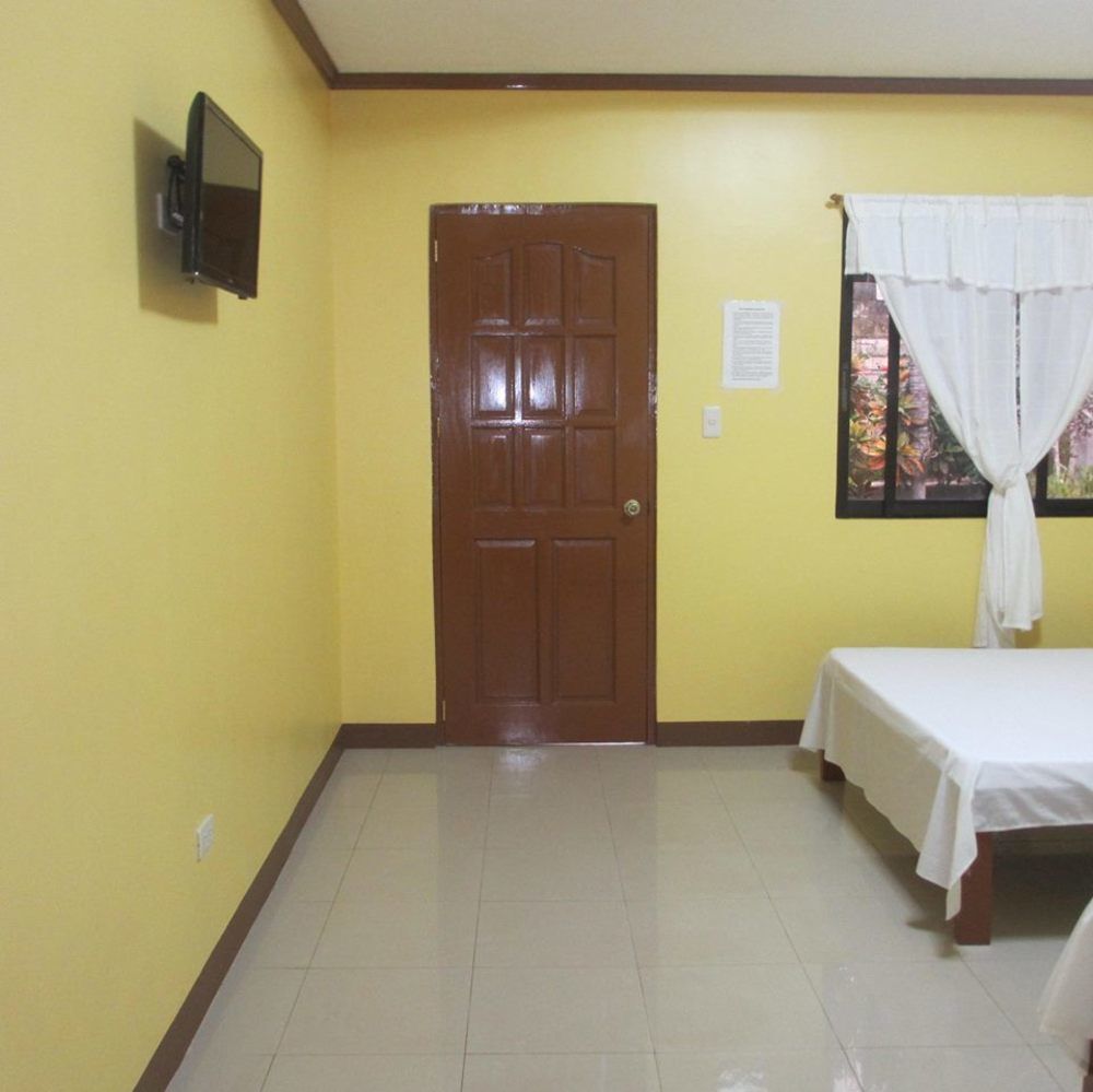 Alona Grove Tourist Inn Tawala  Zewnętrze zdjęcie